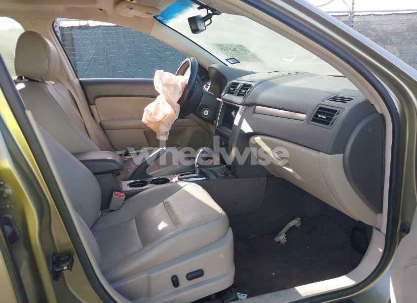 Photo 5 of 2012 Ford Fusion HYBRID (VIN 3FADP0L34CR395460)