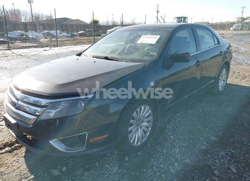 Photo 2 of 2010 Ford Fusion HYBRID (VIN 3FADP0L35AR103733)