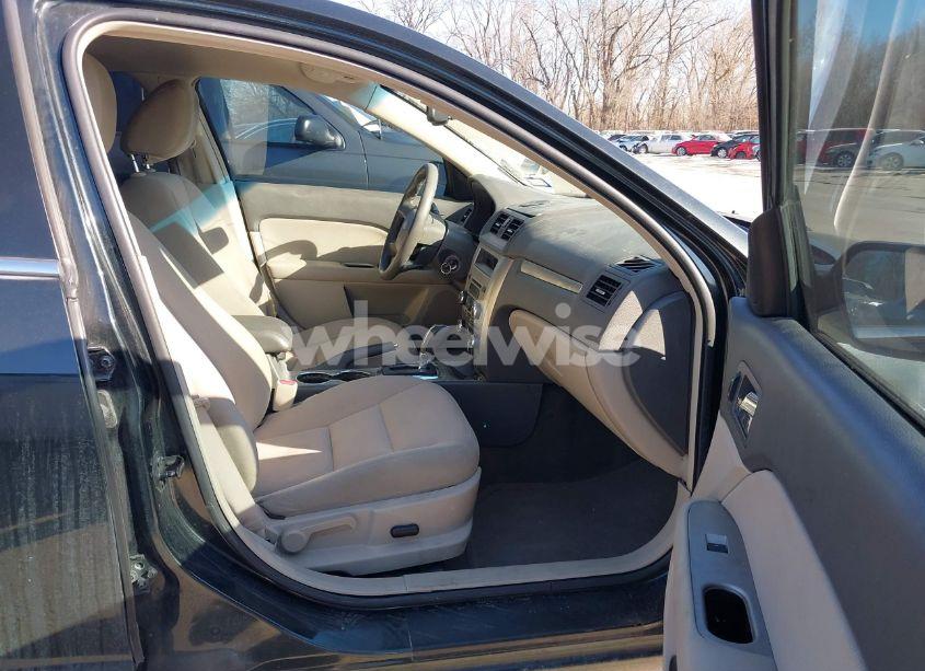 Photo 5 of 2010 Ford Fusion HYBRID (VIN 3FADP0L35AR217036)