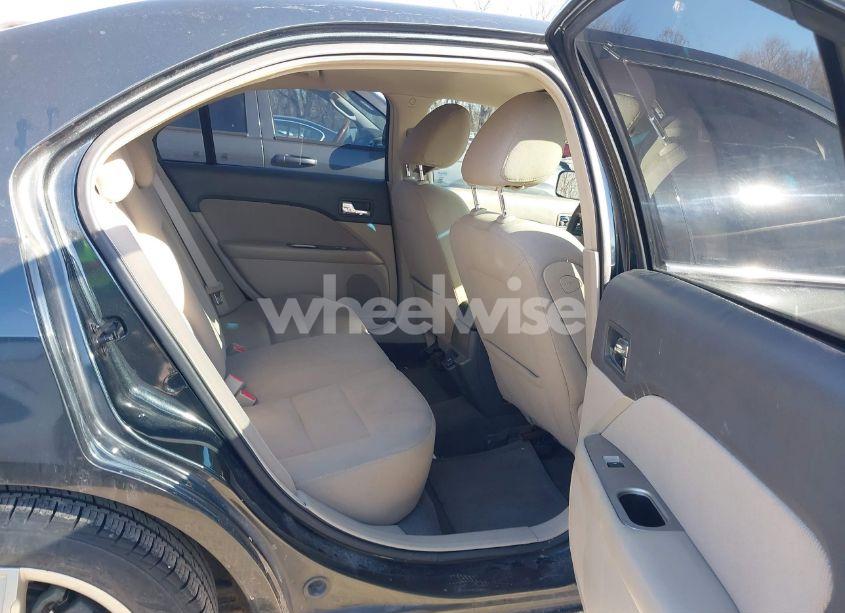 Photo 8 of 2010 Ford Fusion HYBRID (VIN 3FADP0L35AR217036)