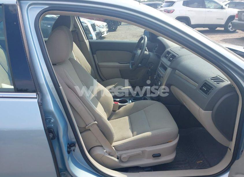 Photo 5 of 2010 Ford Fusion HYBRID (VIN 3FADP0L35AR279780)