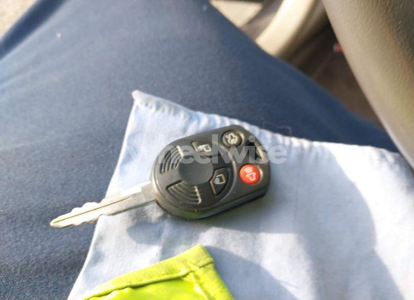 Photo 11 of 2011 Ford Fusion HYBRID (VIN 3FADP0L35BR316361)