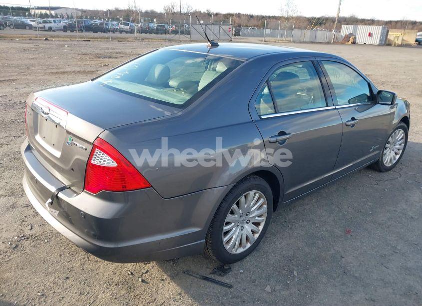 Photo 4 of 2011 Ford Fusion HYBRID (VIN 3FADP0L35BR316361)