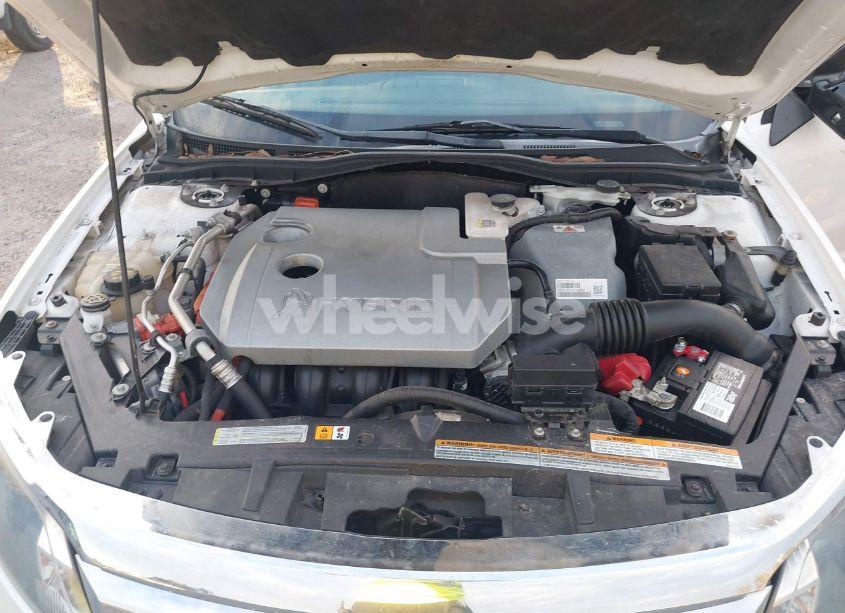 Photo 10 of 2012 Ford Fusion HYBRID (VIN 3FADP0L35CR387125)