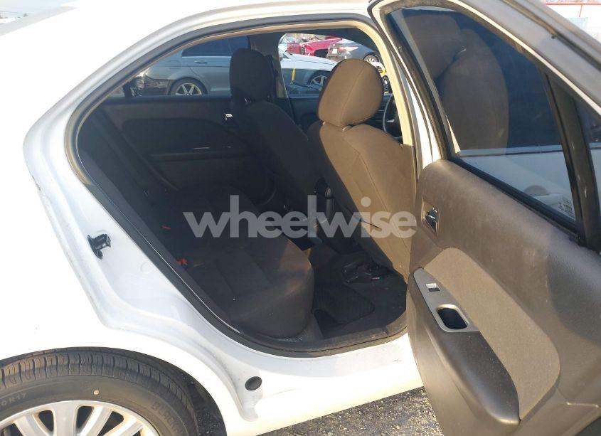 Photo 8 of 2012 Ford Fusion HYBRID (VIN 3FADP0L35CR387125)