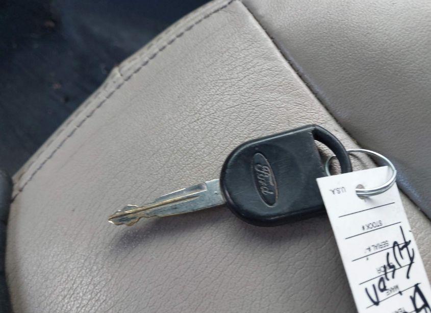 Photo 11 of 2012 Ford Fusion HYBRID (VIN 3FADP0L36CR424392)