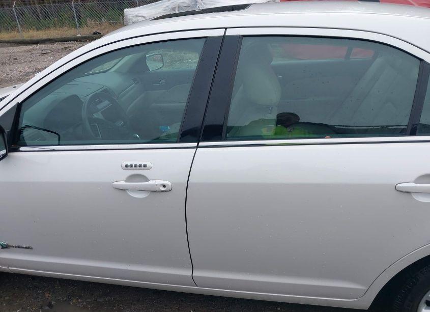 Photo 14 of 2010 Ford Fusion HYBRID (VIN 3FADP0L37AR182323)