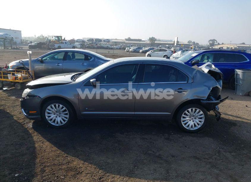 Photo 14 of 2010 Ford Fusion HYBRID (VIN 3FADP0L37AR355936)
