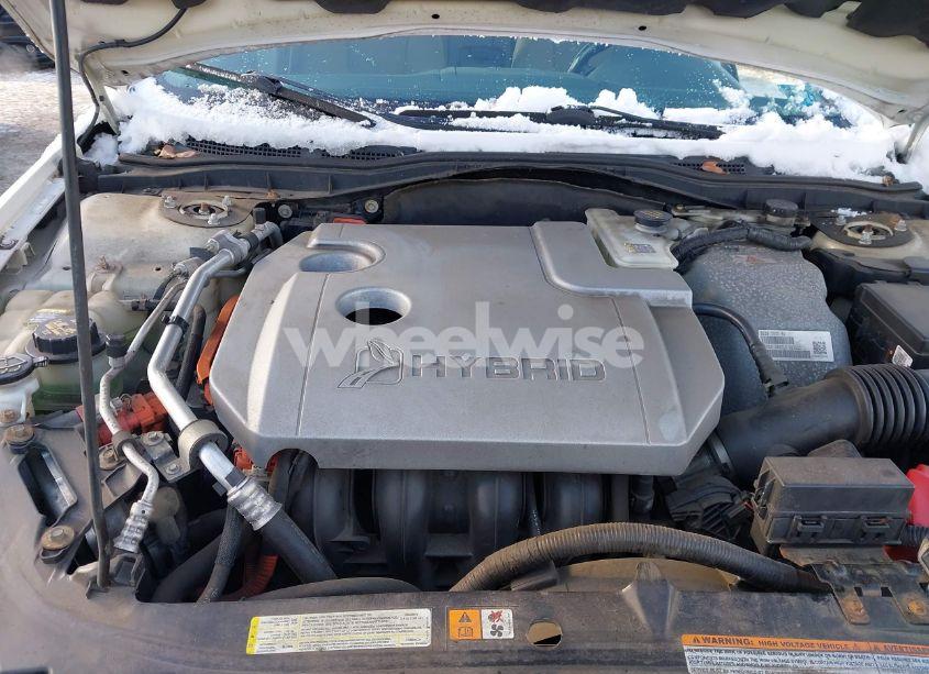 Photo 10 of 2011 Ford Fusion HYBRID (VIN 3FADP0L37BR124066)