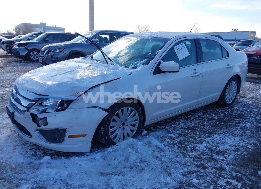 Photo 2 of 2011 Ford Fusion HYBRID (VIN 3FADP0L37BR124066)