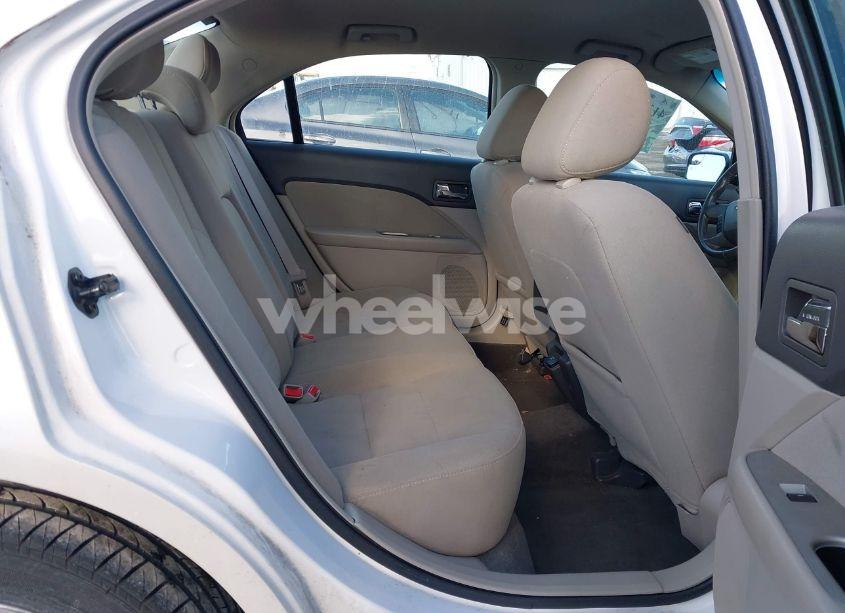 Photo 8 of 2011 Ford Fusion HYBRID (VIN 3FADP0L37BR124066)