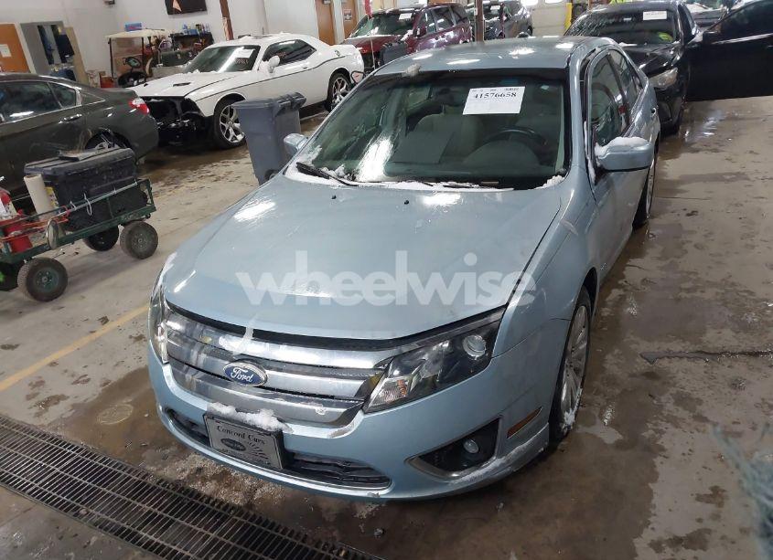 Photo 12 of 2011 Ford Fusion HYBRID (VIN 3FADP0L37BR129588)