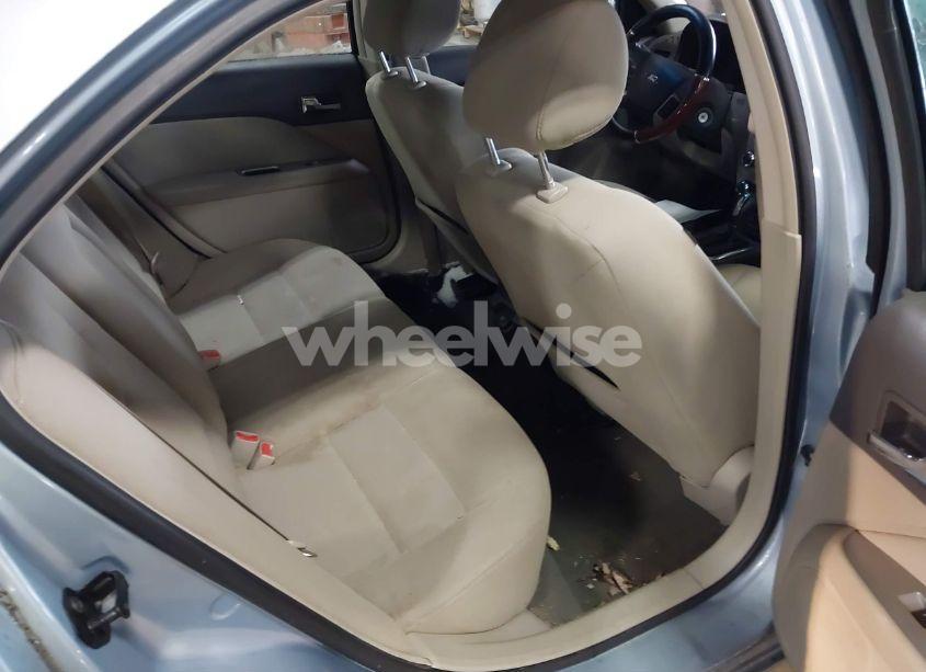 Photo 8 of 2011 Ford Fusion HYBRID (VIN 3FADP0L37BR129588)