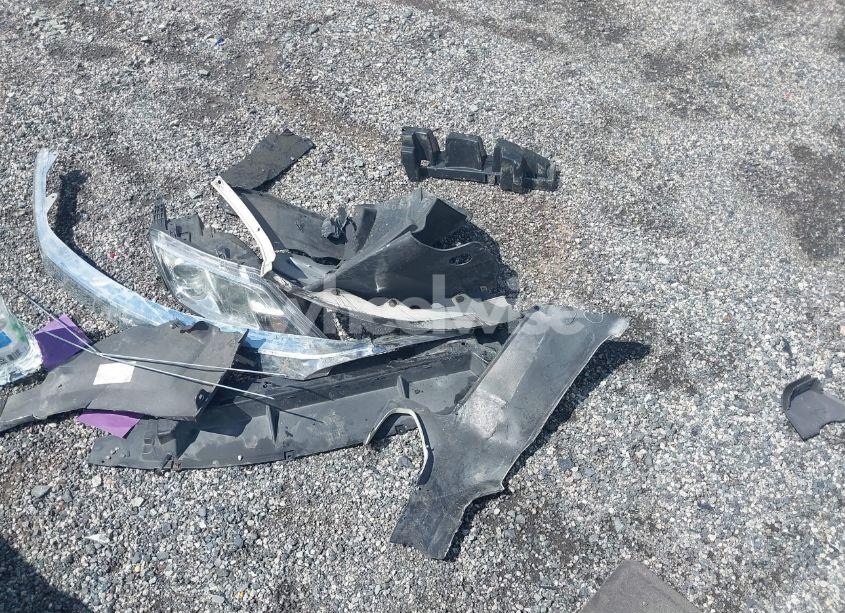 Photo 12 of 2011 Ford Fusion HYBRID (VIN 3FADP0L37BR264635)