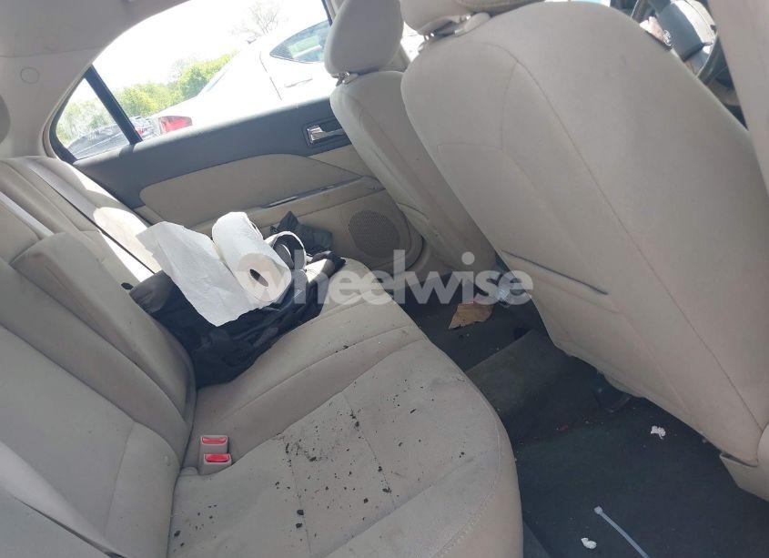 Photo 8 of 2011 Ford Fusion HYBRID (VIN 3FADP0L37BR264635)