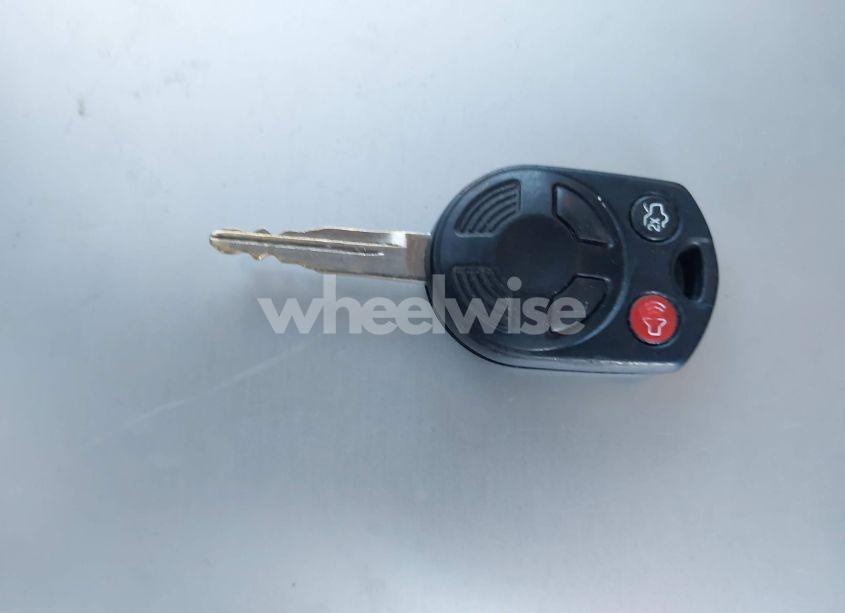 Photo 11 of 2011 Ford Fusion HYBRID (VIN 3FADP0L37BR299918)