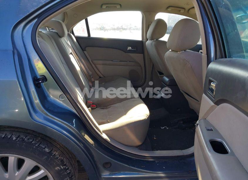 Photo 8 of 2011 Ford Fusion HYBRID (VIN 3FADP0L37BR299918)