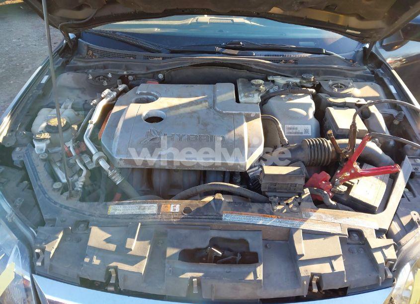 Photo 10 of 2010 Ford Fusion HYBRID (VIN 3FADP0L38AR392669)