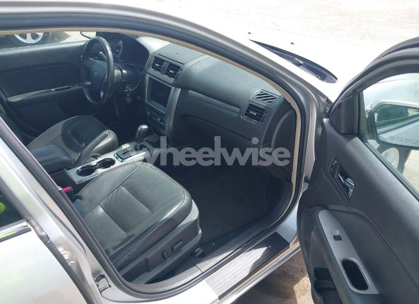 Photo 5 of 2011 Ford Fusion HYBRID (VIN 3FADP0L38BR249996)