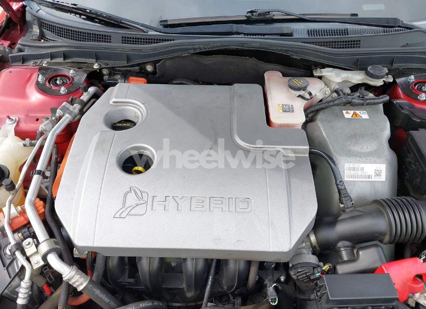 Photo 10 of 2012 Ford Fusion HYBRID (VIN 3FADP0L38CR176906)