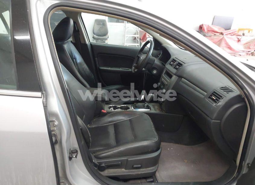 Photo 5 of 2010 Ford Fusion HYBRID (VIN 3FADP0L39AR146567)