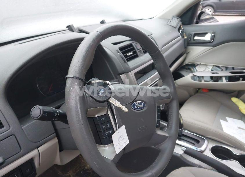 Photo 11 of 2010 Ford Fusion HYBRID (VIN 3FADP0L39AR171582)
