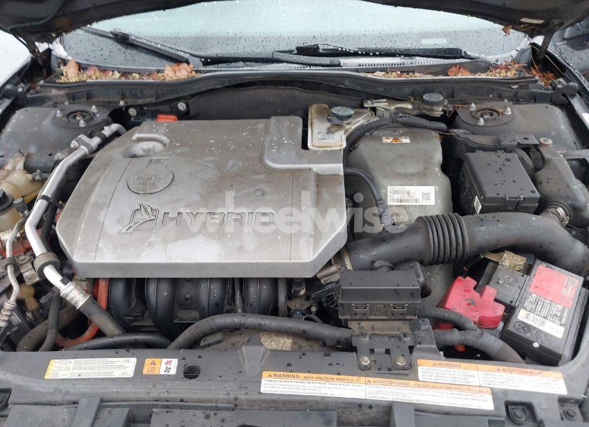 Photo 10 of 2010 Ford Fusion HYBRID (VIN 3FADP0L39AR173803)