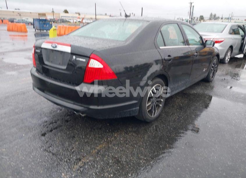 Photo 4 of 2010 Ford Fusion HYBRID (VIN 3FADP0L39AR173803)