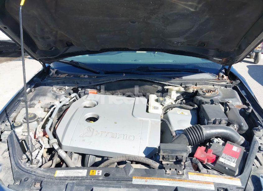 Photo 10 of 2010 Ford Fusion HYBRID (VIN 3FADP0L39AR396746)