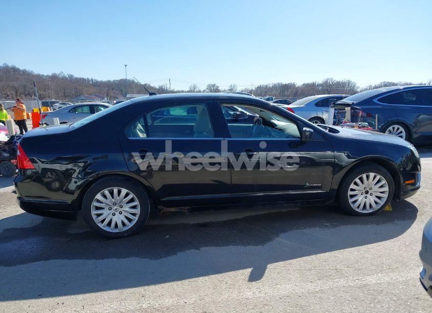 Photo 13 of 2010 Ford Fusion HYBRID (VIN 3FADP0L39AR396746)