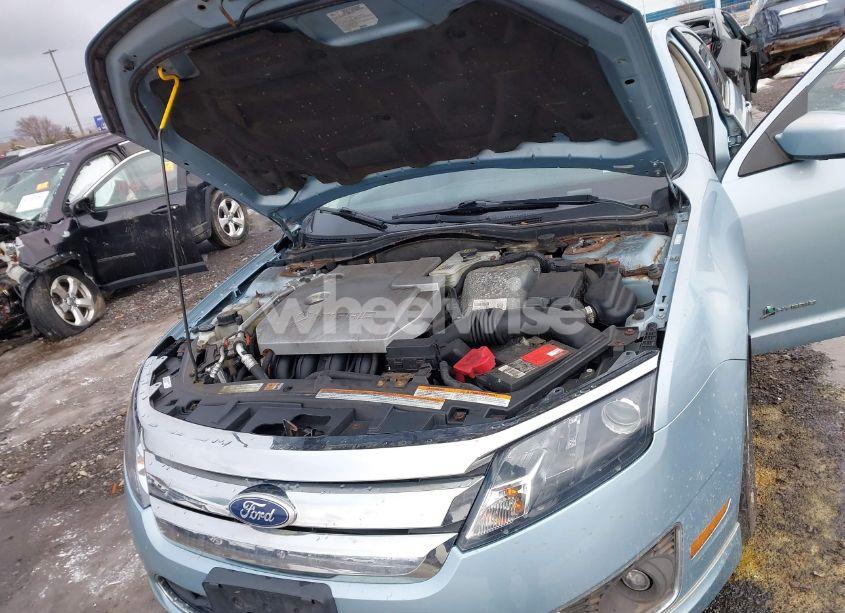 Photo 10 of 2010 Ford Fusion HYBRID (VIN 3FADP0L39AR401508)