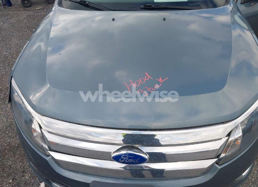 Photo 10 of 2011 Ford Fusion HYBRID (VIN 3FADP0L39BR264412)