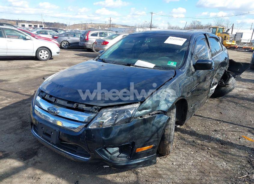 Photo 2 of 2010 Ford Fusion HYBRID (VIN 3FADP0L3XAR112296)
