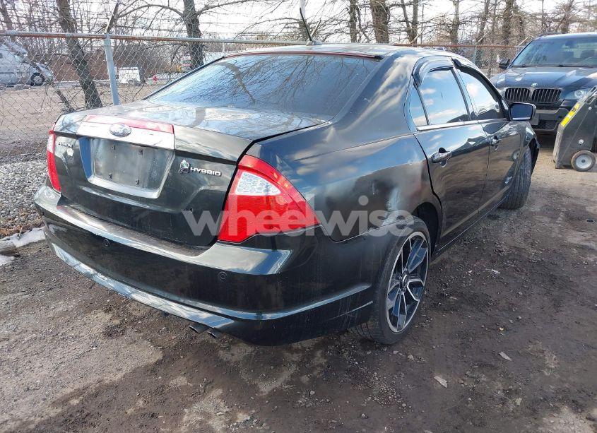 Photo 4 of 2010 Ford Fusion HYBRID (VIN 3FADP0L3XAR112296)