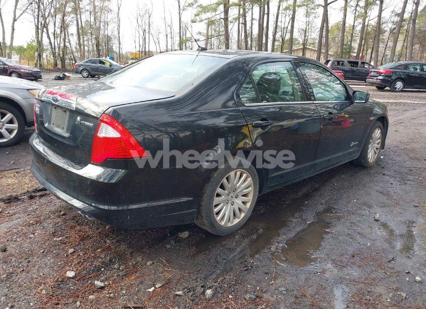 Photo 4 of 2010 Ford Fusion HYBRID (VIN 3FADP0L3XAR256740)