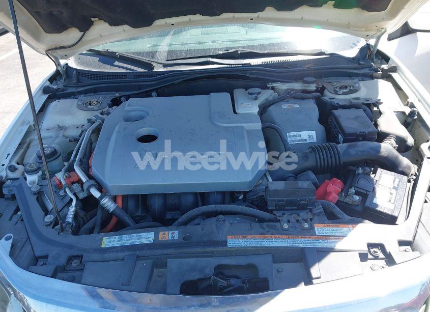 Photo 10 of 2010 Ford Fusion HYBRID (VIN 3FADP0L3XAR354618)