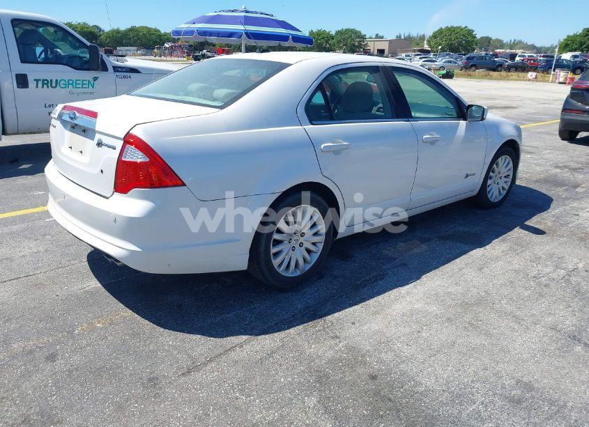 Photo 4 of 2010 Ford Fusion HYBRID (VIN 3FADP0L3XAR354618)