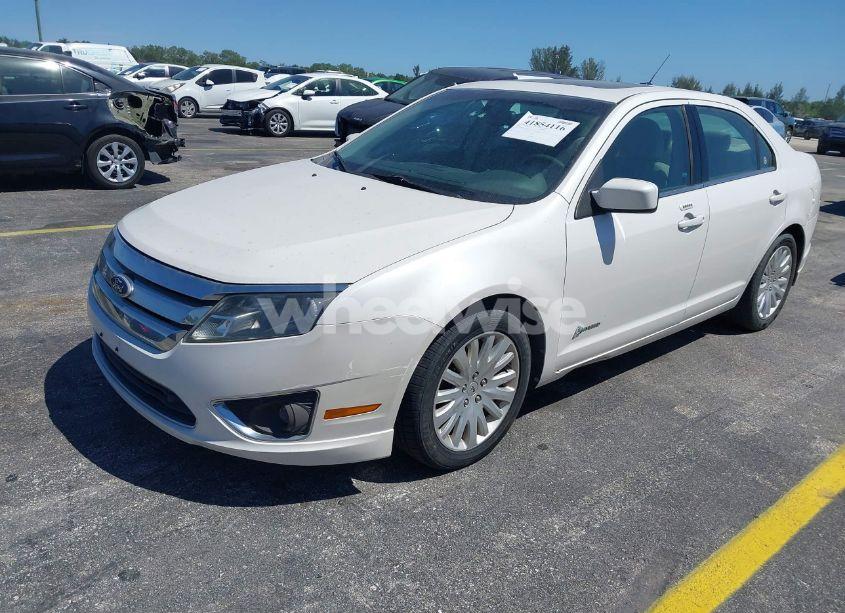Photo 6 of 2010 Ford Fusion HYBRID (VIN 3FADP0L3XAR354618)