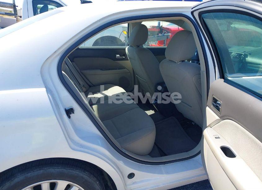 Photo 8 of 2010 Ford Fusion HYBRID (VIN 3FADP0L3XAR354618)