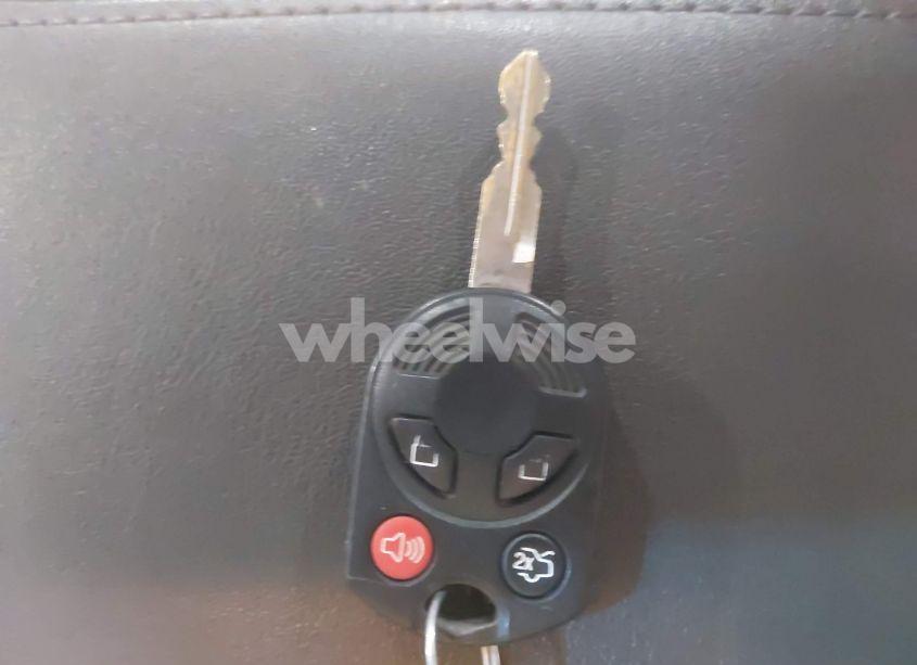 Photo 11 of 2011 Ford Fusion HYBRID (VIN 3FADP0L3XBR204073)