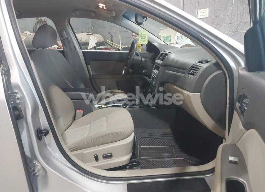 Photo 5 of 2011 Ford Fusion HYBRID (VIN 3FADP0L3XBR204073)