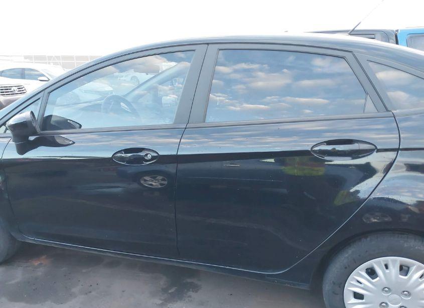 Photo 15 of 2016 Ford Fiesta S (VIN 3FADP4AJ0GM150022)