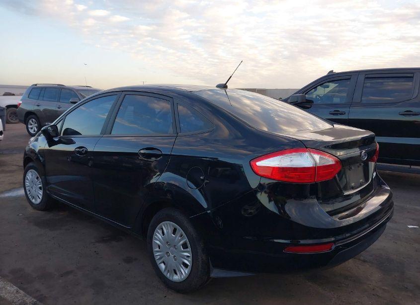 Photo 3 of 2016 Ford Fiesta S (VIN 3FADP4AJ0GM150022)