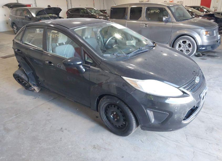 2011 Ford Fiesta S (VIN 3FADP4AJ1BM223780) main photo