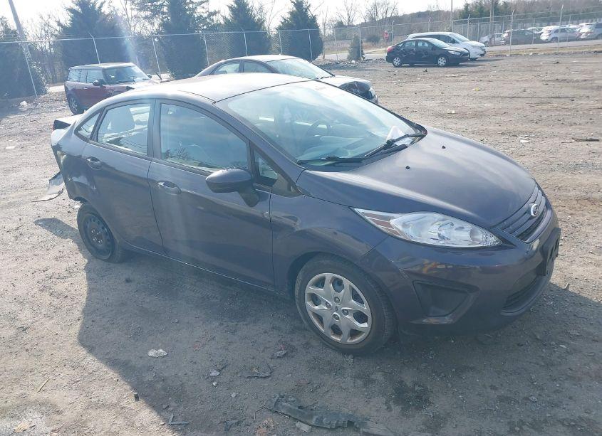 2012 Ford Fiesta S (VIN 3FADP4AJ1CM186621) main photo