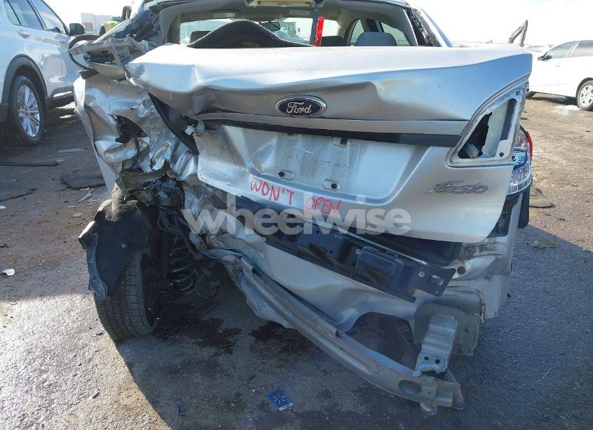 Photo 6 of 2012 Ford Fiesta S (VIN 3FADP4AJ1CM187106)