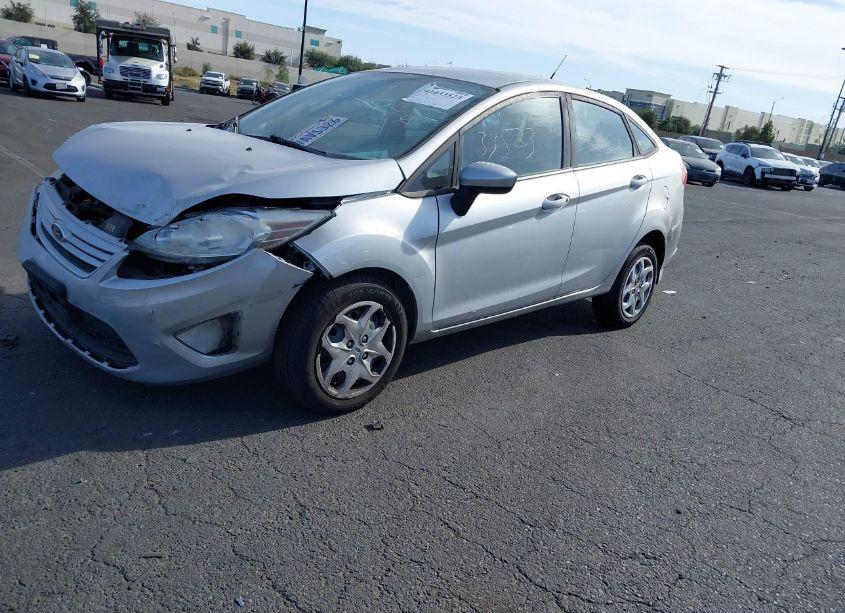 Photo 2 of 2013 Ford Fiesta S (VIN 3FADP4AJ1DM220736)