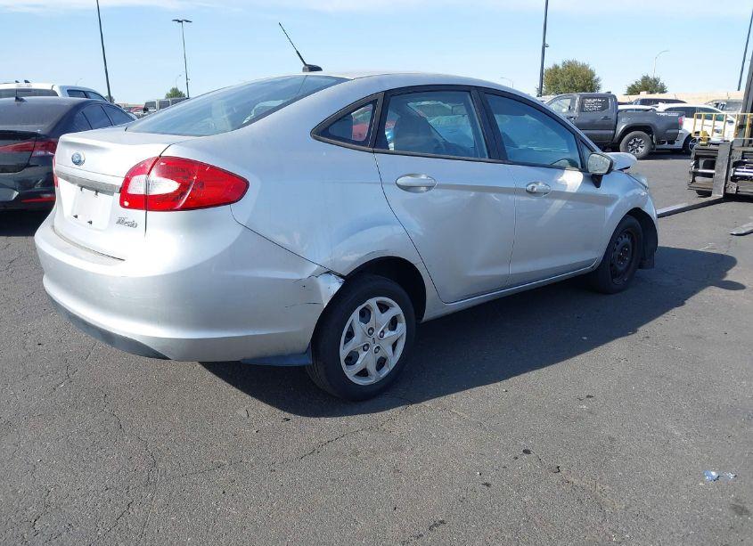 Photo 4 of 2013 Ford Fiesta S (VIN 3FADP4AJ1DM220736)