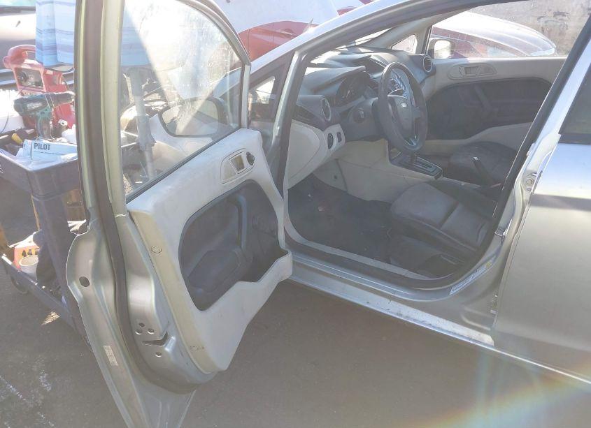 Photo 5 of 2013 Ford Fiesta S (VIN 3FADP4AJ1DM220736)