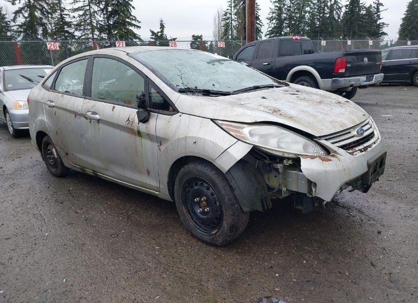 2011 Ford Fiesta S (VIN 3FADP4AJ2BM193589) main photo